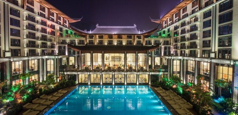 בית מלון כפרי Grand Bravo Guilin