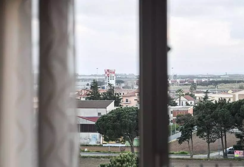 ホテル B&b Lamezia Airport