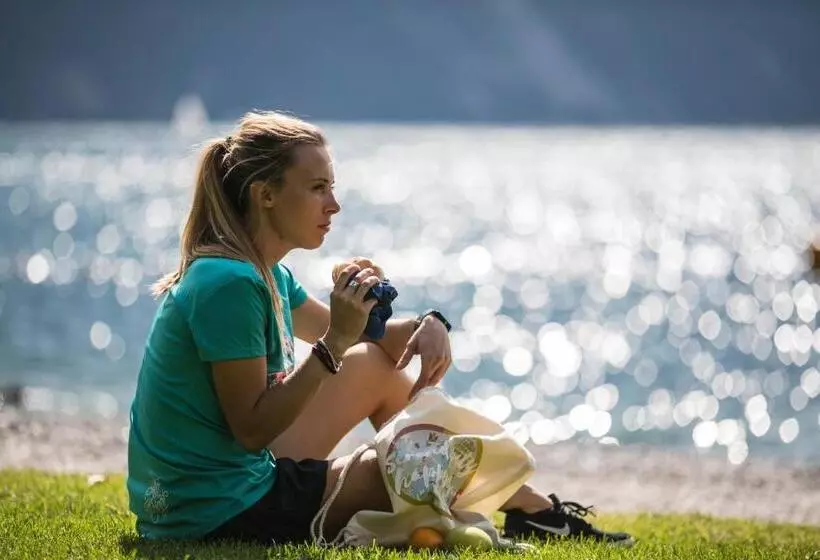 Hotelli Holiday Iv Gardan