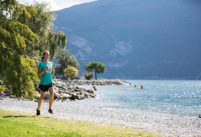 فندق Holiday Iv Gardan