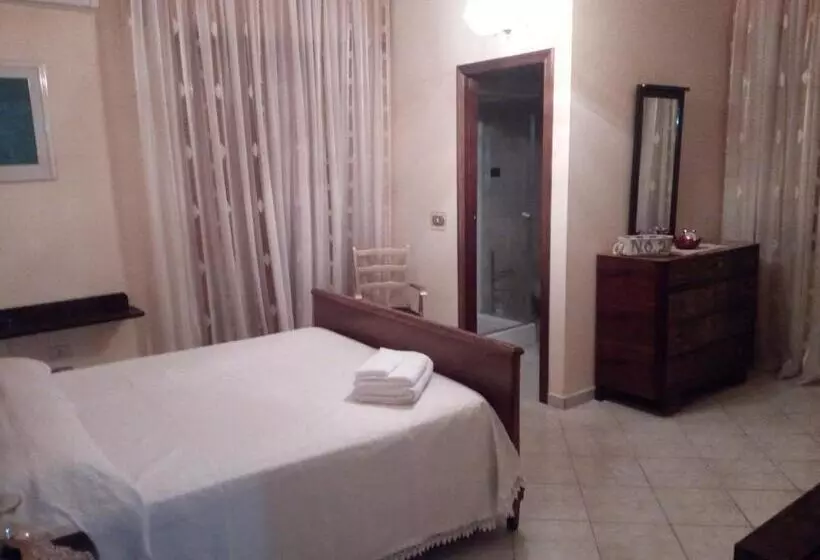 هتل Il Tuo Letto Sullo Stretto