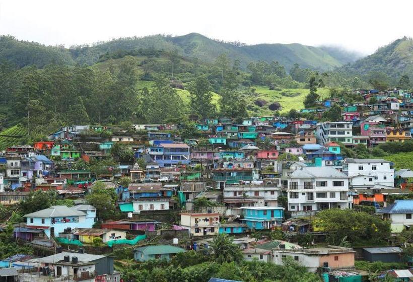 בית מלון כפרי Kurinji Wanderlust Resort Munnar