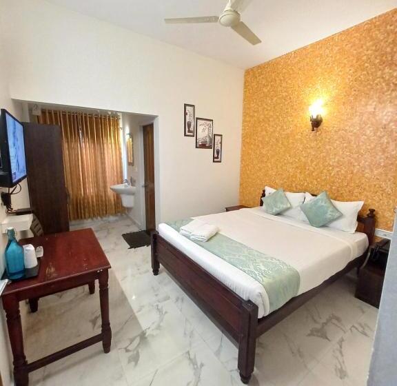 בית מלון כפרי Kurinji Wanderlust Resort Munnar