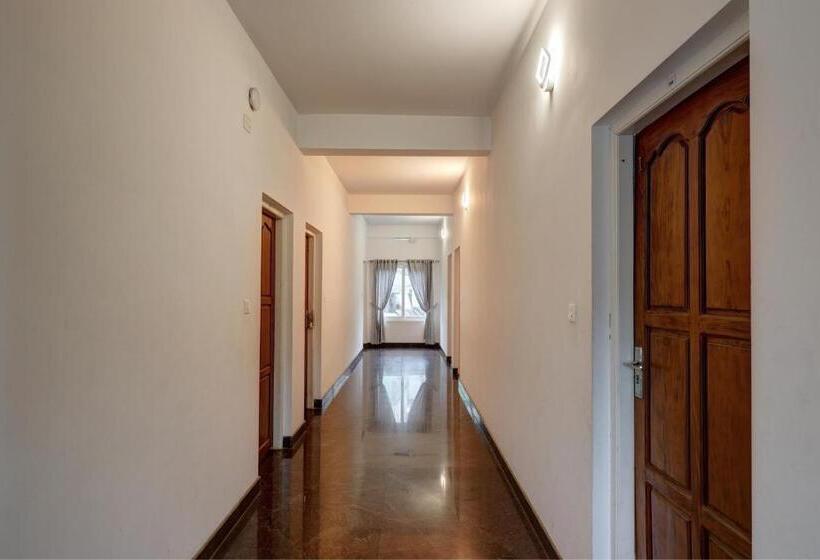 בית מלון כפרי Kurinji Wanderlust Resort Munnar