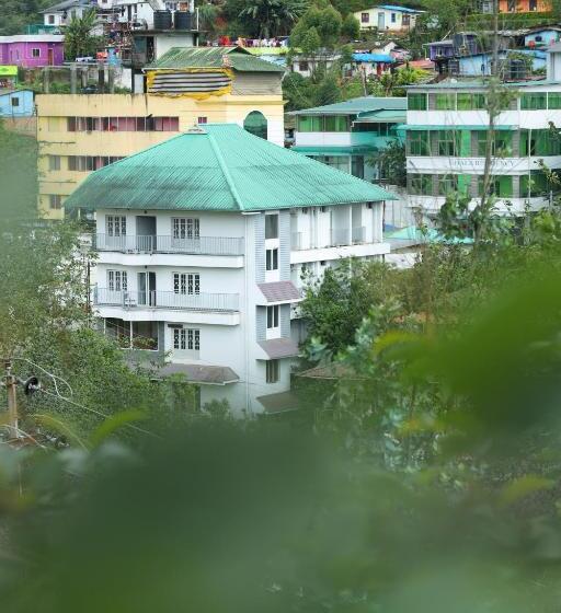 בית מלון כפרי Kurinji Wanderlust Resort Munnar