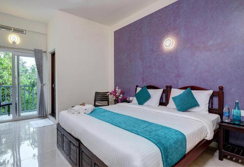 בית מלון כפרי Kurinji Wanderlust Resort Munnar