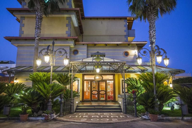 Отель Miramare