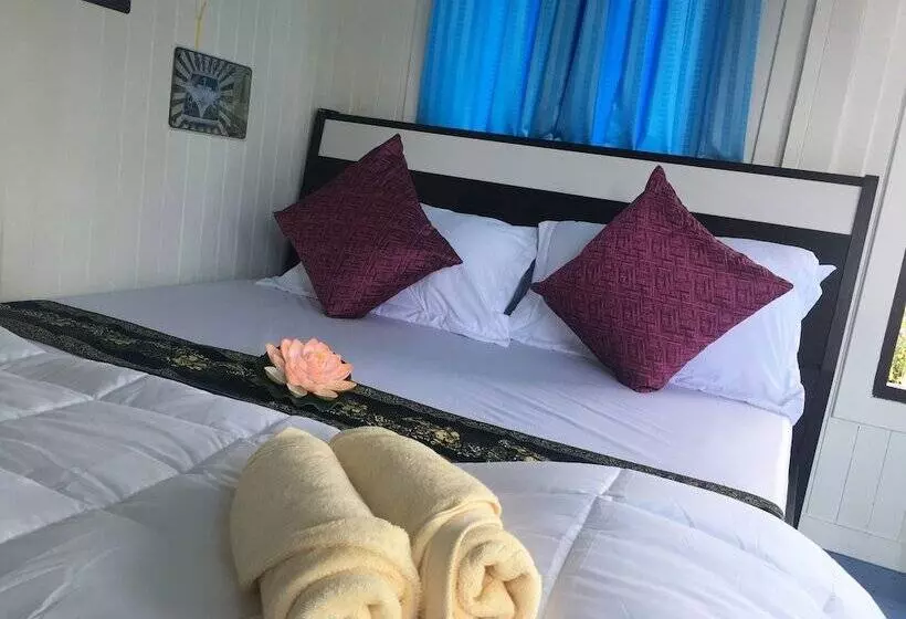 Hotelli Nittayavadee Panset Resort