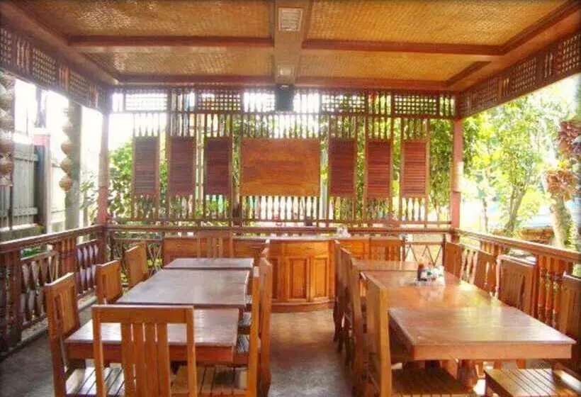 ホテル Pems Pension And Restaurant