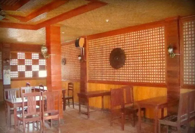 ホテル Pems Pension And Restaurant