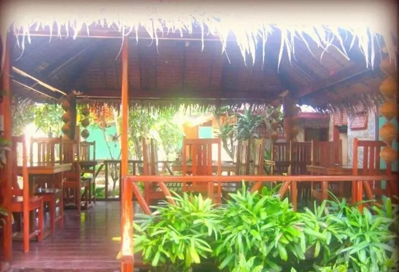 ホテル Pems Pension And Restaurant