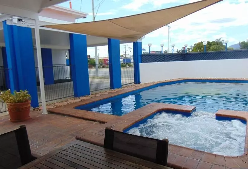 ホテル Rockhampton Court Motor Inn