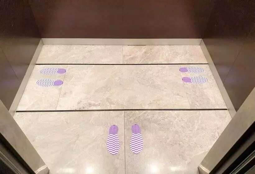 هتل Studio Ekamai