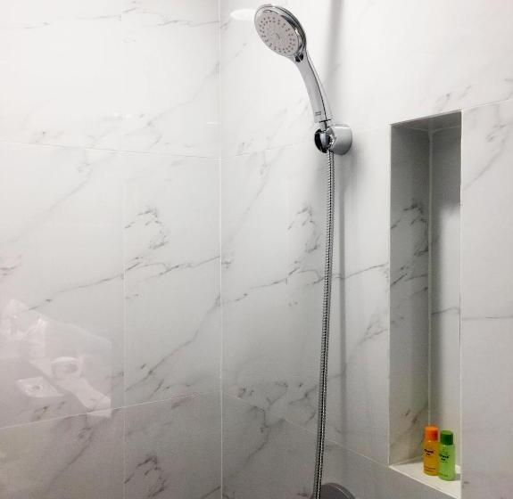 هتل Studio Ekamai