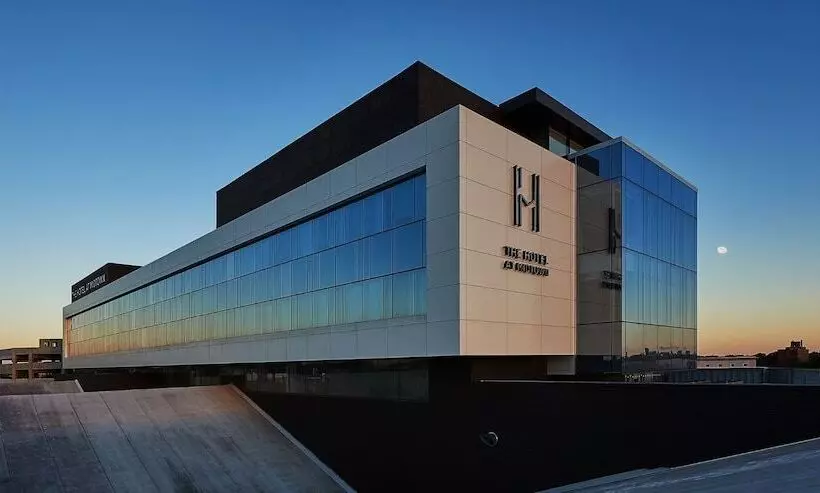 The Hotel & Athletic Club At Midtown