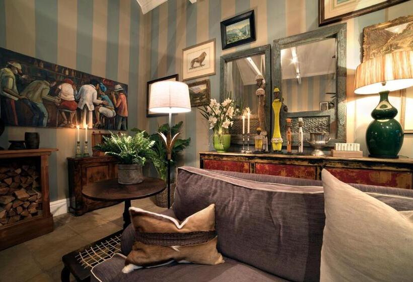 Hotel The Milner By The Oyster Collection