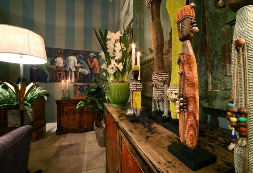 Hotel The Milner By The Oyster Collection