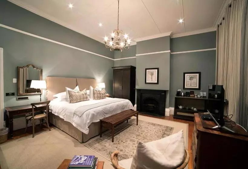 ホテル The Milner By The Oyster Collection