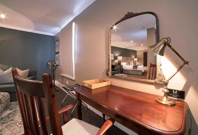 ホテル The Milner By The Oyster Collection