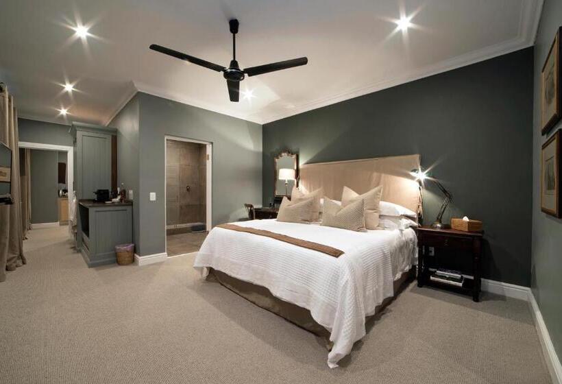 Hotel The Milner By The Oyster Collection