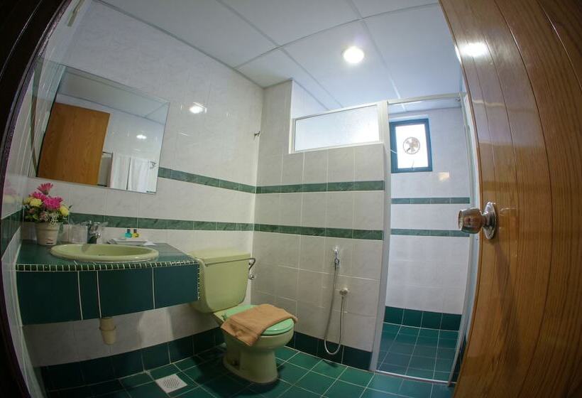 فندق Tm Resort Tanjung Bungah