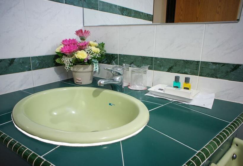 فندق Tm Resort Tanjung Bungah