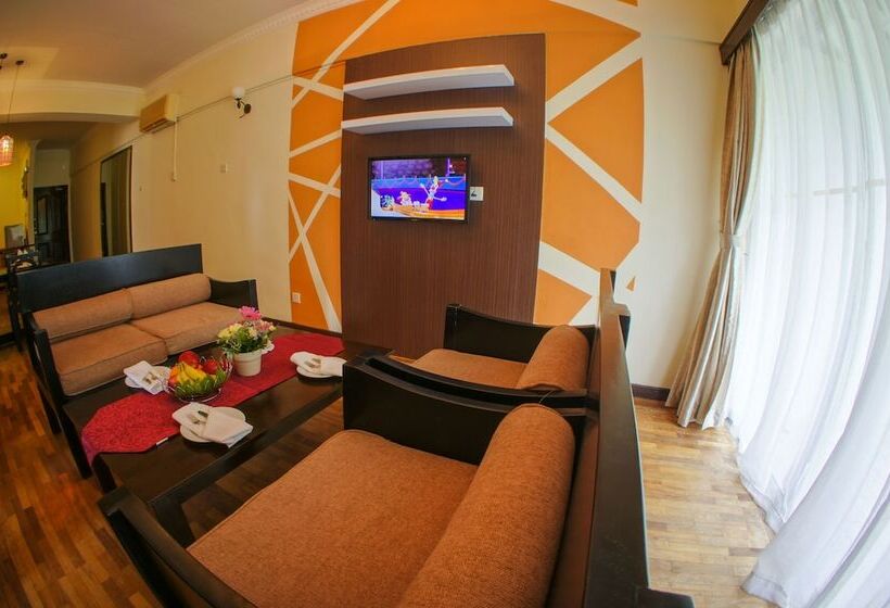 فندق Tm Resort Tanjung Bungah