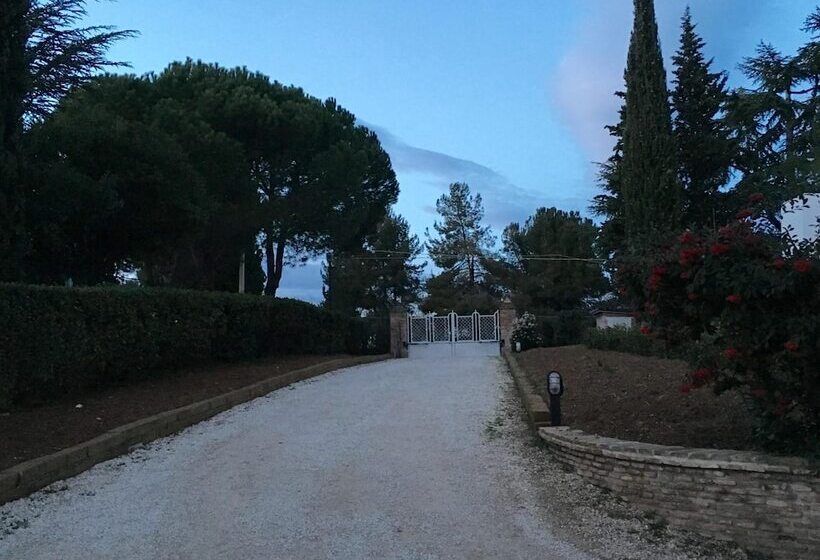 Отель Villa Silvio