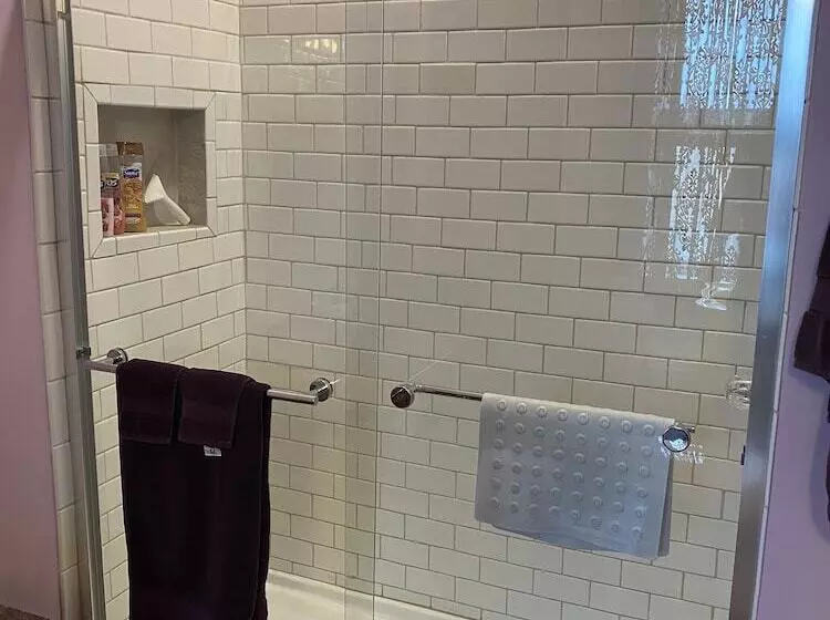 Hotelli Vineyard Mansion B&b