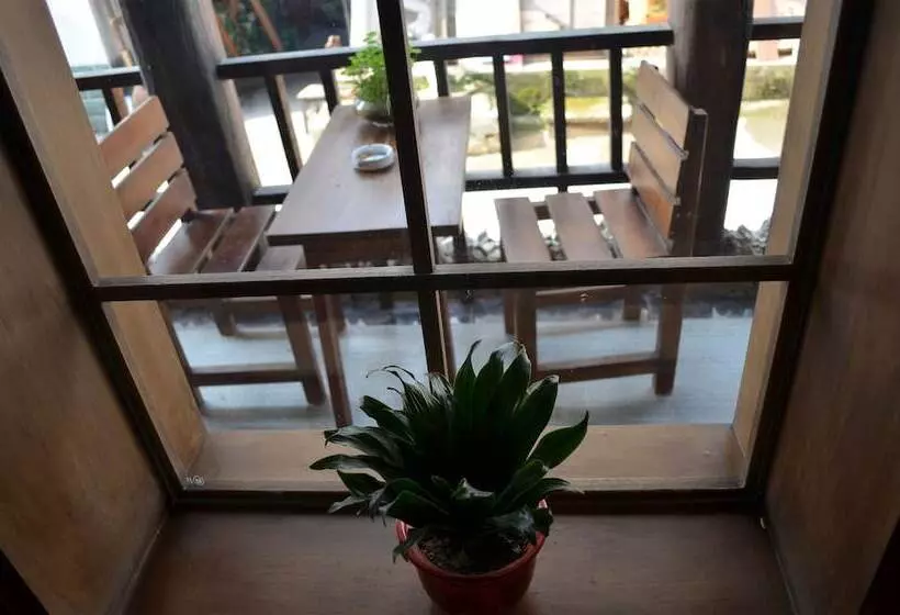ホテル Wulingyuan Tu Youth Hostel
