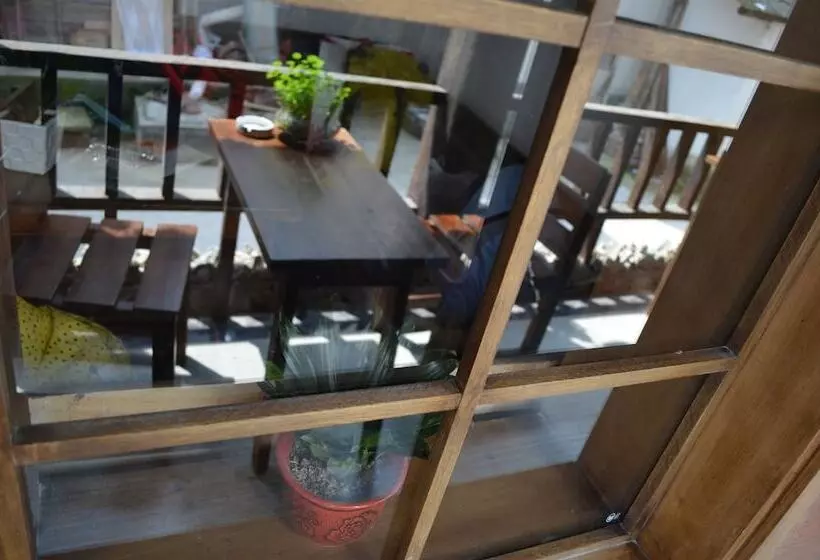 ホテル Wulingyuan Tu Youth Hostel