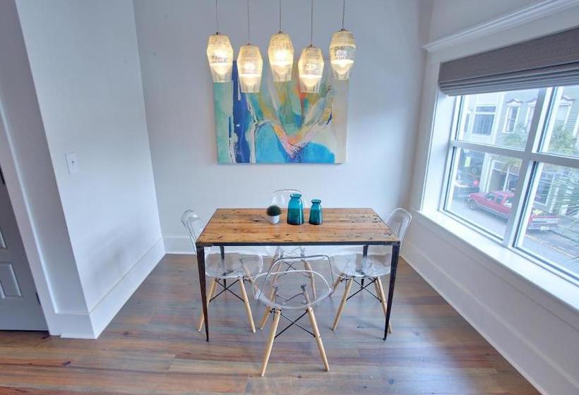 ホテル 493 King Two Bedroom Suites