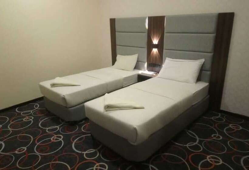 Melody Queen Hotel By Aura