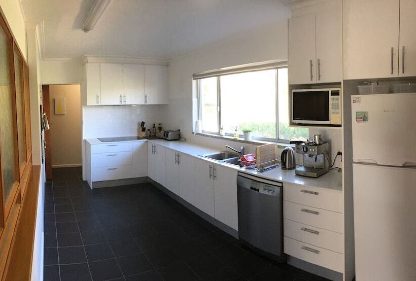 בית מלון כפרי 1913 Collective