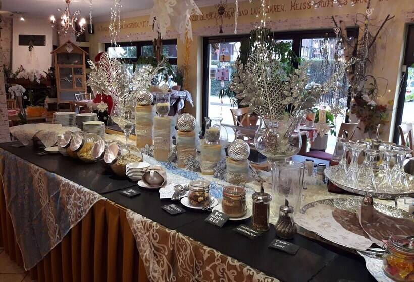 فندق Altstadt Pension Orchidee