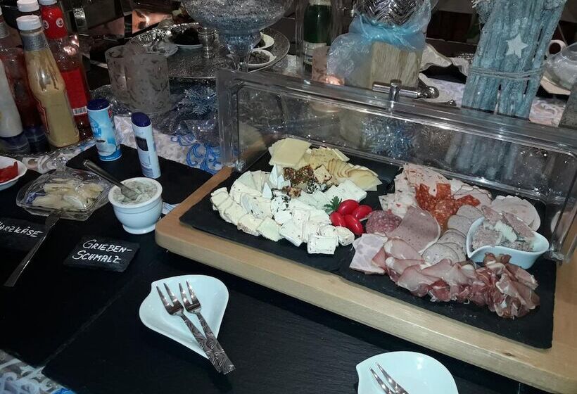 فندق Altstadt Pension Orchidee