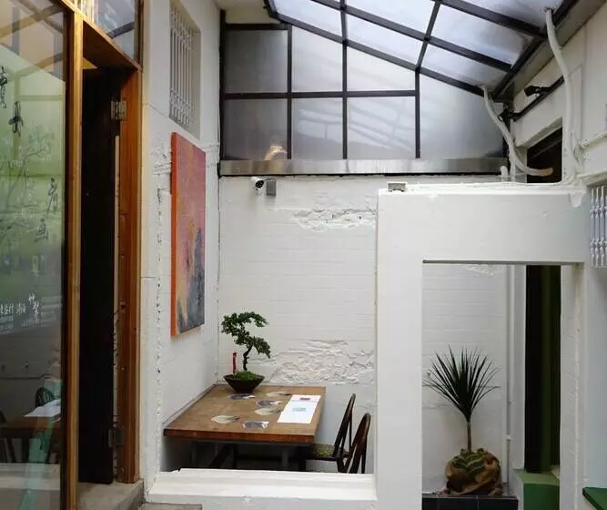 هتل Cao Ji Book Inn Hostel