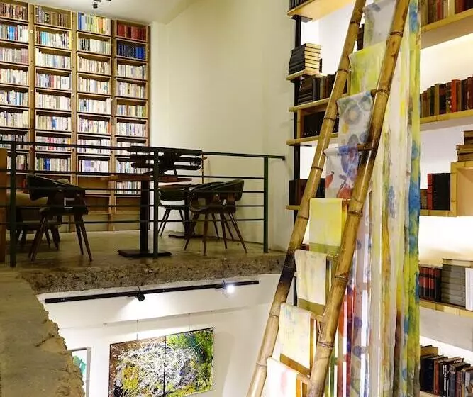 هتل Cao Ji Book Inn Hostel