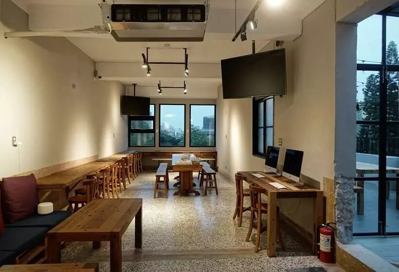 هتل Cao Ji Book Inn Hostel