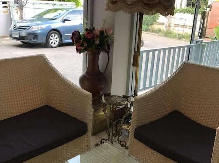 فندق Chanathinat Place