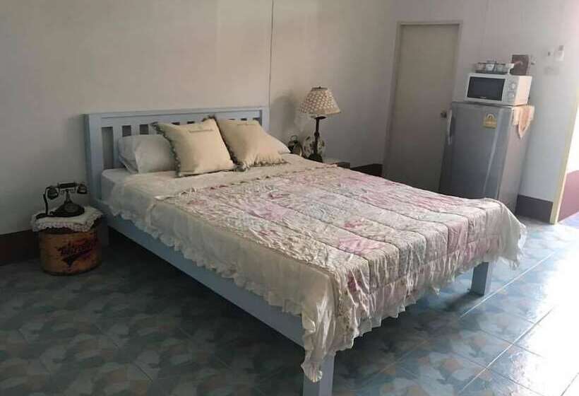 فندق Chanathinat Place