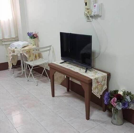 فندق Chanathinat Place