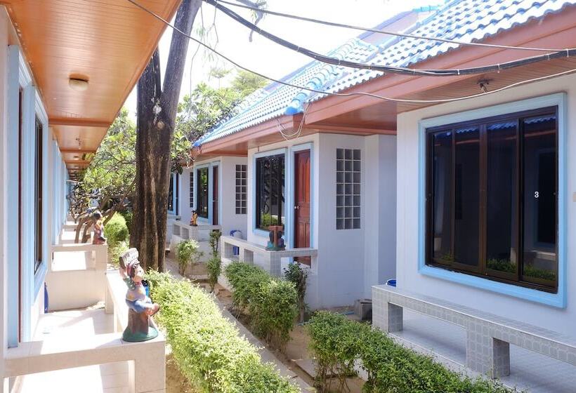 호텔 Chayta Resort