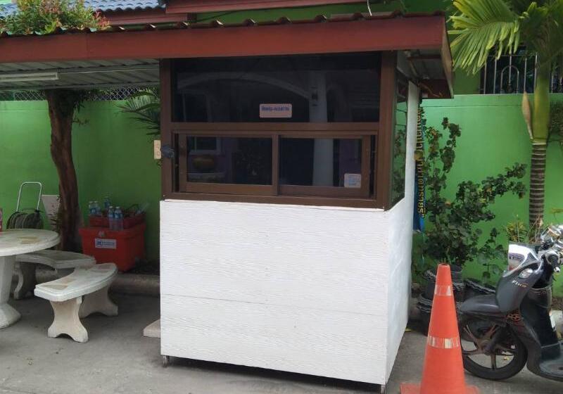 酒店 Choktipparat Place