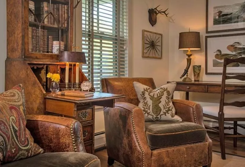 Hotelli Deer Brook Inn