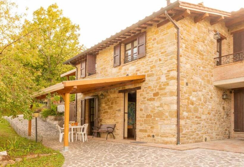 בית מלון כפרי Fonte Chiara