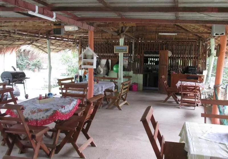 هتل Mountain View Guest House