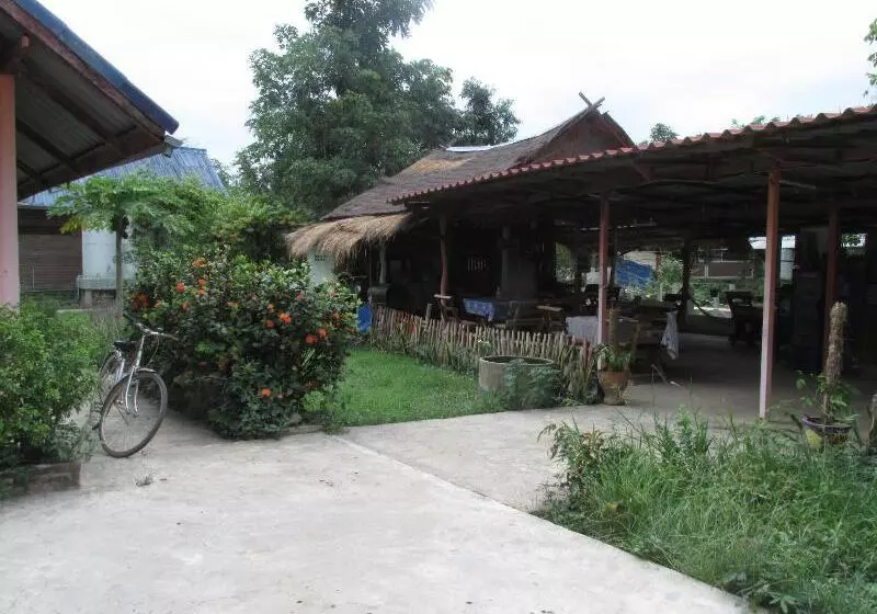 هتل Mountain View Guest House