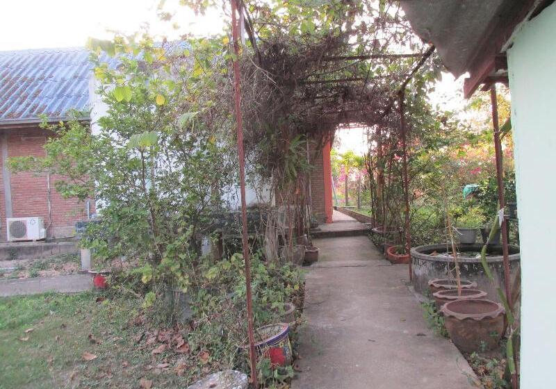 Отель Mountain View Guest House