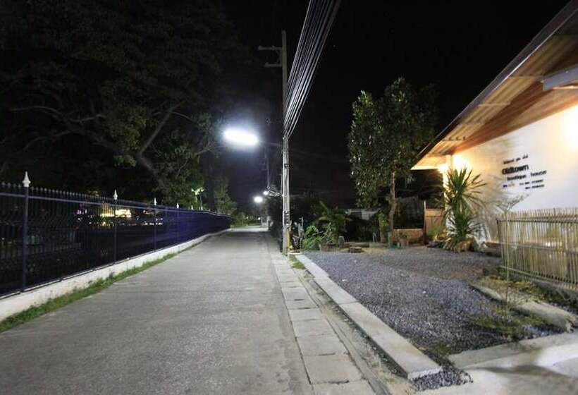 בית מלון כפרי Oldtown Boutique House Sukhothai